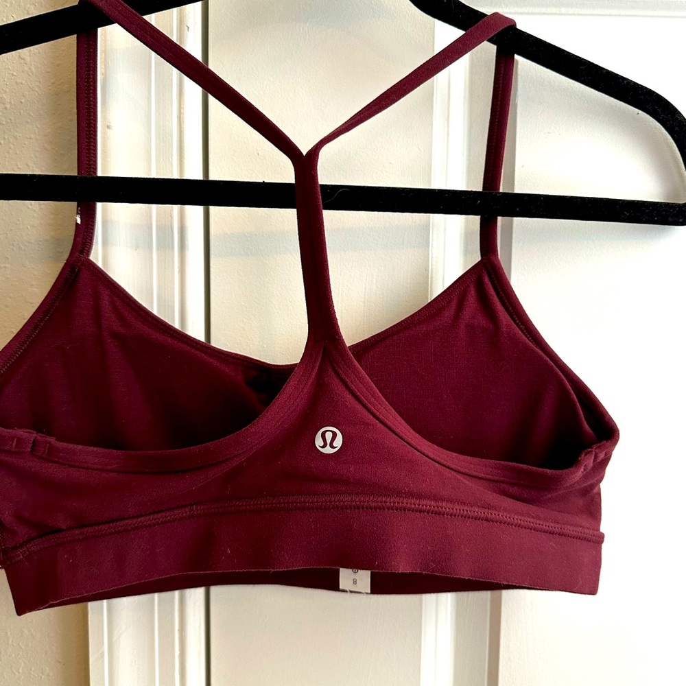 Lululemon Y flow bra
